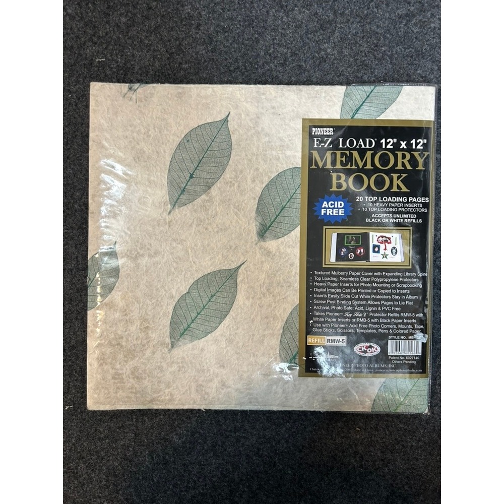 Pioneer E-Z Load 12x12 Memory Book Scrapbook Album Mulberry Leaf 20 Pages